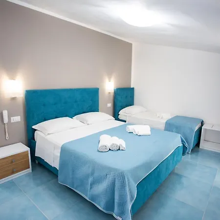 Da Alfredo Hotel