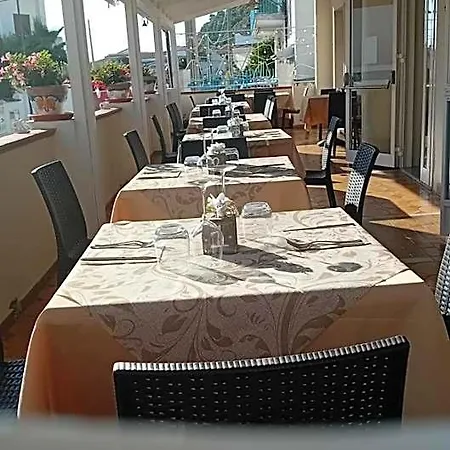 Da Alfredo Otel Castellabate